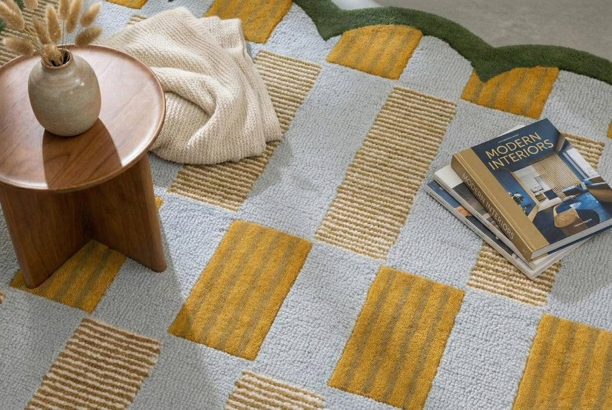 Hand-Tufted Scalloped Wool Area Rug, Modern Plaid Checkered Pattern, Soft & Durable Cozy Accent Rug for Living Room, Bedroom & Nursery, Handmade Decorative Carpet
